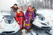 Вручены снегоходы семьям КМНС Уватского района. Декабрь, 2016
