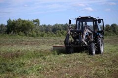 В Уватском районе начались весенние полевые работы