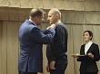 Медаль Жукова вручили уватцу за подвиг при исполнении воинского долга