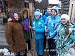 Волонтеры из п.Першино помогли пожилым людям убрать снег во дворе.