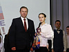 Вячеслав Елизаров встретился с учениками и вручил паспорта