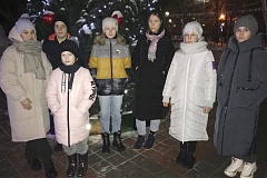 Уватские школьники получили приглашения на Губернаторскую елку