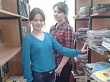 Волонтеры объединения «Лидер» помогли сотрудникам районной библиотеки в работе с книжным фондом