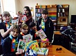 6 мая в рамках акции «Подари ребенку радость» волонтеры собрали книжки и настольные игры и отдали их в детское отделение Уватской районной больницы.
