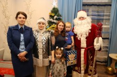В Уватском районе исполнились мечты детей с «Елки желаний»