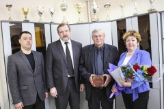 Сергей Путмин поздравил с юбилеем бывшего главу Ивановского поселения Ивана Юдина