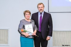 Сергей Путмин поздравил работников сферы культуры Уватского района