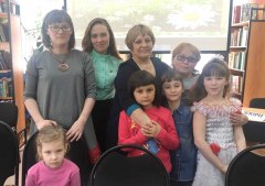 В Уватской центральной библиотеке состоялась семейная академия «Любовь хранит очаг семейный»