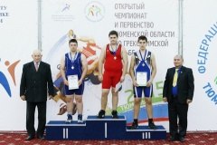 «Золото» и два «серебра» борцовского турнира