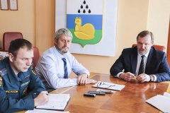 Начальник управления федерального лесного надзора Игорь Шабров провел совещание в Уватском районе