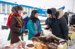 На Усть-Тегусском месторождении состоялась ежегодная ярмарка продукции народных промыслов