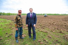 Сергей Путмин посетил сельскохозяйственные предприятия Уватского района