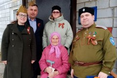 «Фронтовые бригады» поздравили ветеранов с наступающим Днем Победы