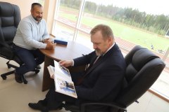 Глава района Сергей Путмин поздравил с 30-летием детской спортивной школы