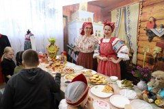 Многонациональным фестивалем «Венок дружбы» отметили День народного единства в Уватском районе