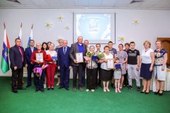 Три семьи из Уватского района получили медали «За любовь и верность»