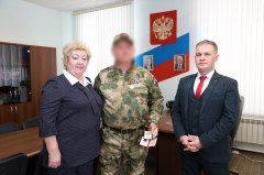 Доброволец из Уватского района Андрей Медведев удостоен наград ЛНР