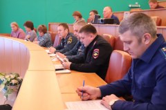 Сергей Путмин провел заседание АТК по безопасности в новогодние праздники