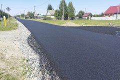 В Уватском районе продолжается ремонт автомобильных дорог.