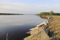 Дамбы Уватского района очистят от кустарников и мелколесья