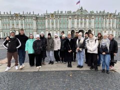 Каникулы в Санкт-Петербурге проводят лучшие ученики Уватского района