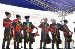 Уватскому артисту вручена награда за участие в региональном конкурсе казачьей культуры «Наследники Ермака»