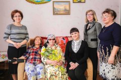 90-летний юбилей отметила участник трудового фронта Марфа Бехметова из Увата