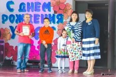 В знаменательный день вручены заслуженные награды
