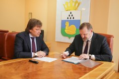 Сергей Путмин и Владимир Кидло обсудили вопросы электроснабжения Уватского района