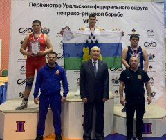 Чемпионом УрФО по греко-римской борьбе стал Егор Долинин из Увата